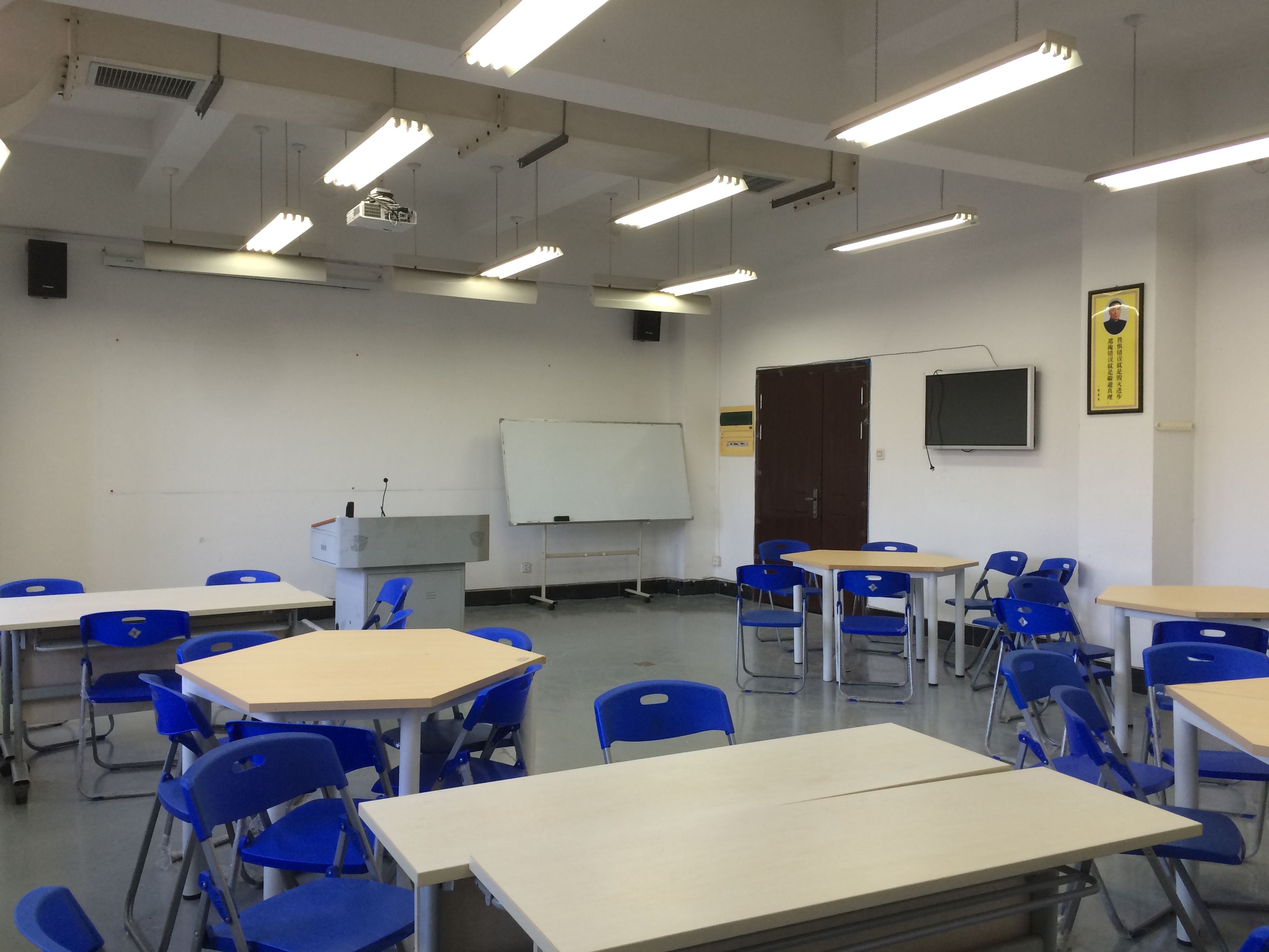 多功能案例情景模拟实验室